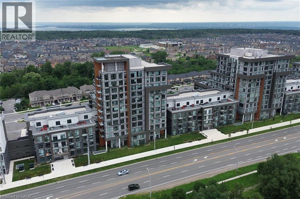 470 Dundas Street East — photo 13