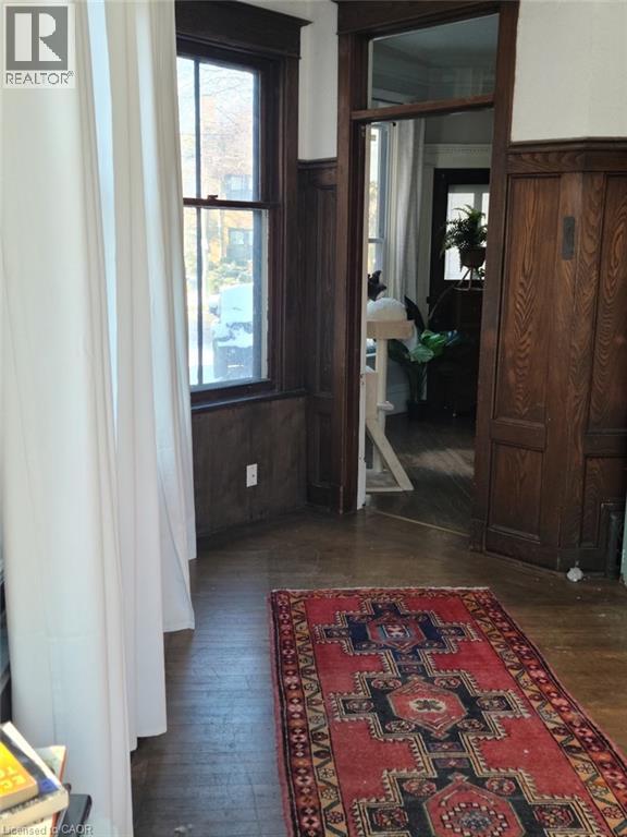 73 Sherman Avenue South — photo 16