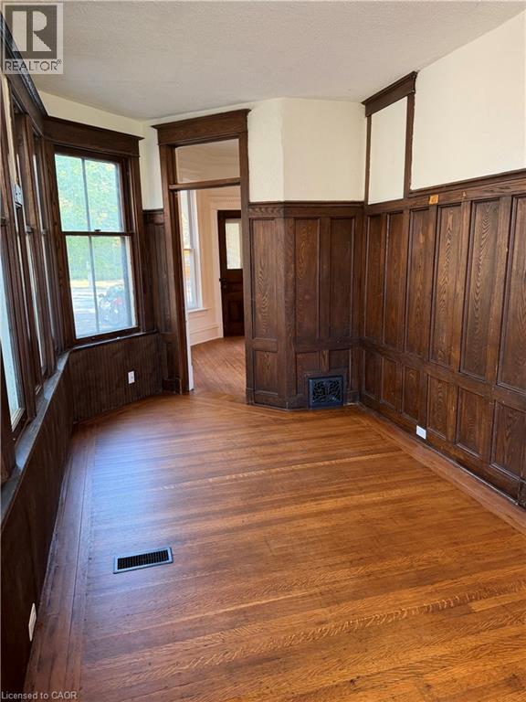 73 Sherman Avenue South — photo 18