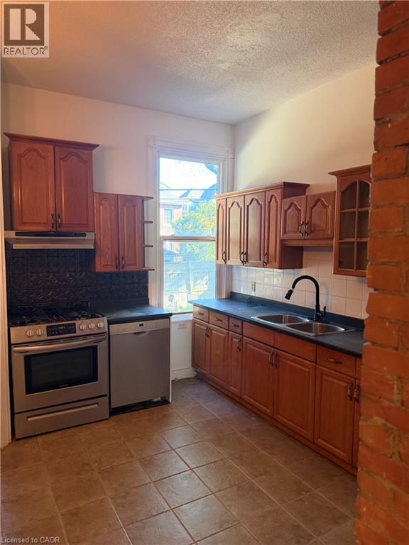 73 Sherman Avenue South — photo 25