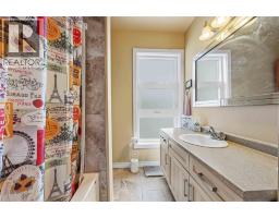136 Durand Street, Sarnia, ON N7T5A2 Photo 13