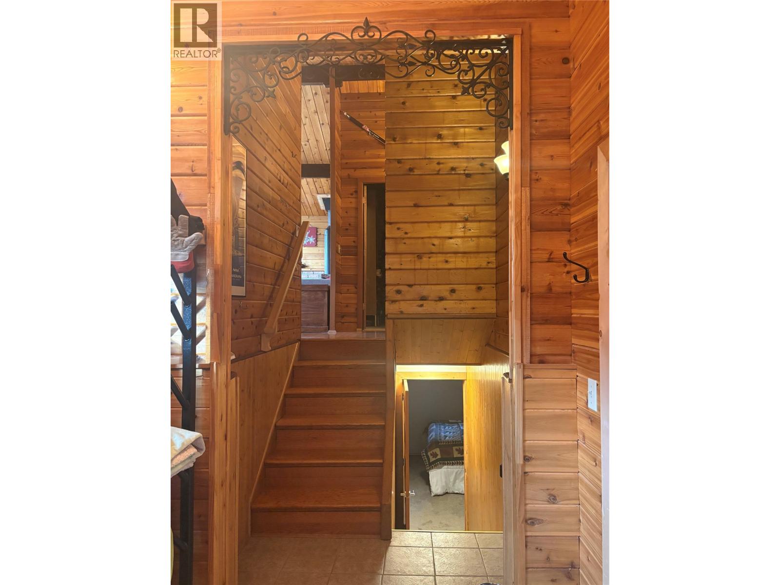 2143 PANORAMA Drive - 9
