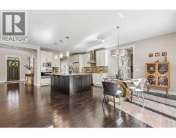 Bedroom - 30 Ascot Crescent Sw, Calgary, AB T3H0T9 Photo 10