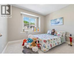 30 Ascot Crescent Sw, Calgary, AB T3H0T9 Photo 24