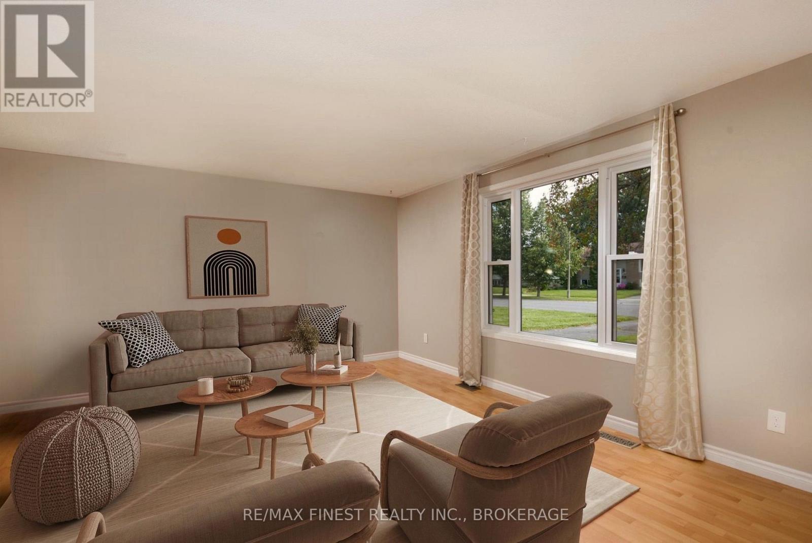 773 Clark Crescent — photo 10