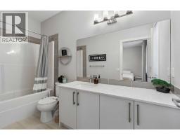 704 Redstone Crescent NE - photo 17