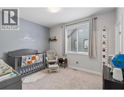 704 Redstone Crescent NE - photo 18
