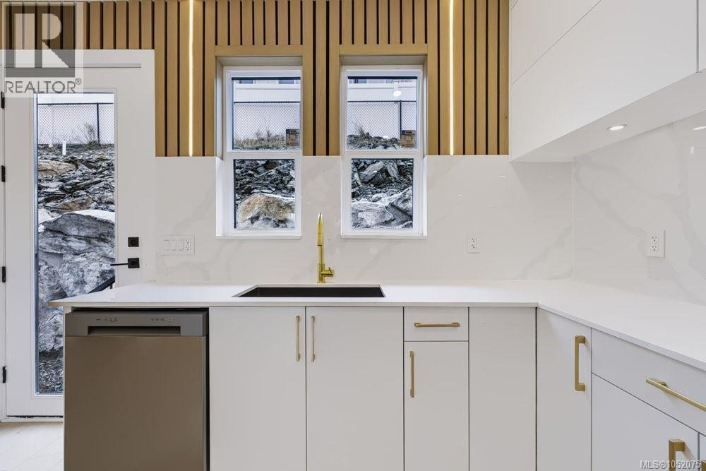 821 Blackbird Pl, Langford - Image 1