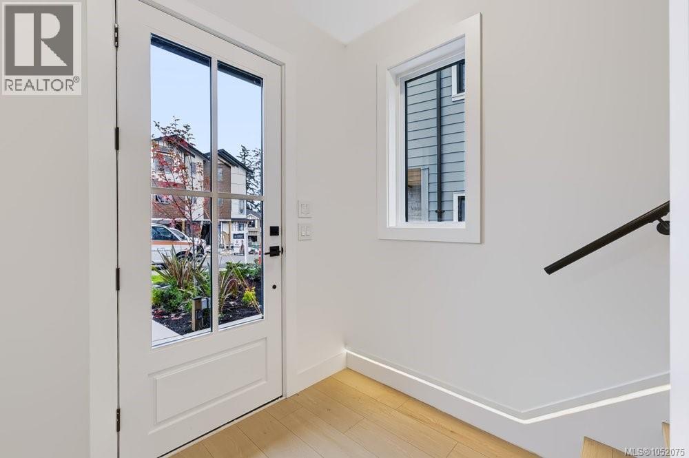 821 Blackbird Pl, Langford - Image 1