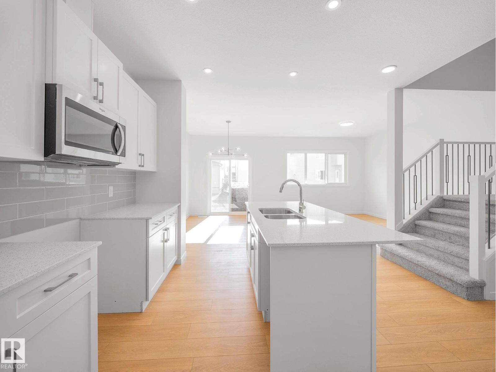 2515 211 ST NW - 14