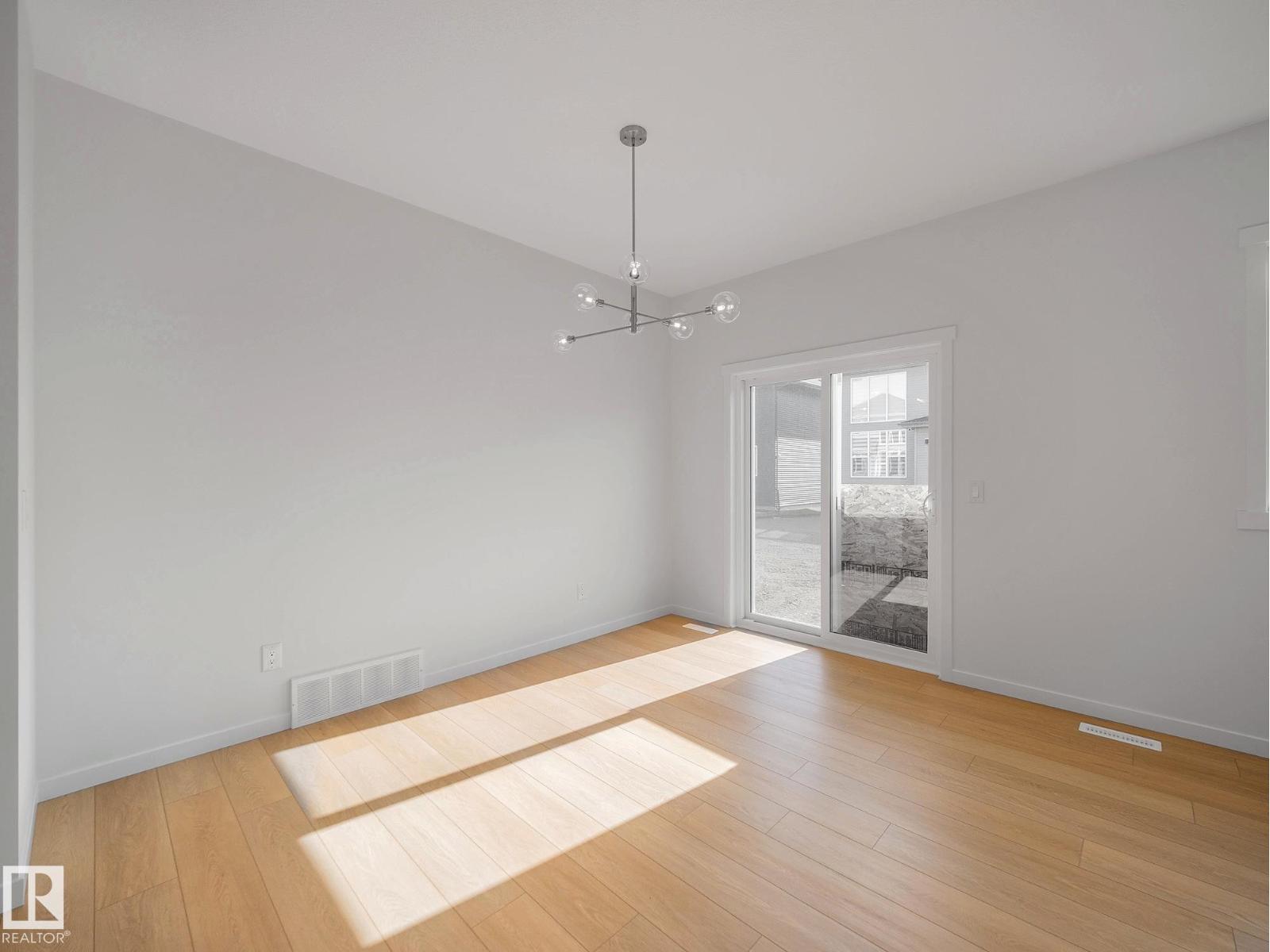 2515 211 ST NW - 18