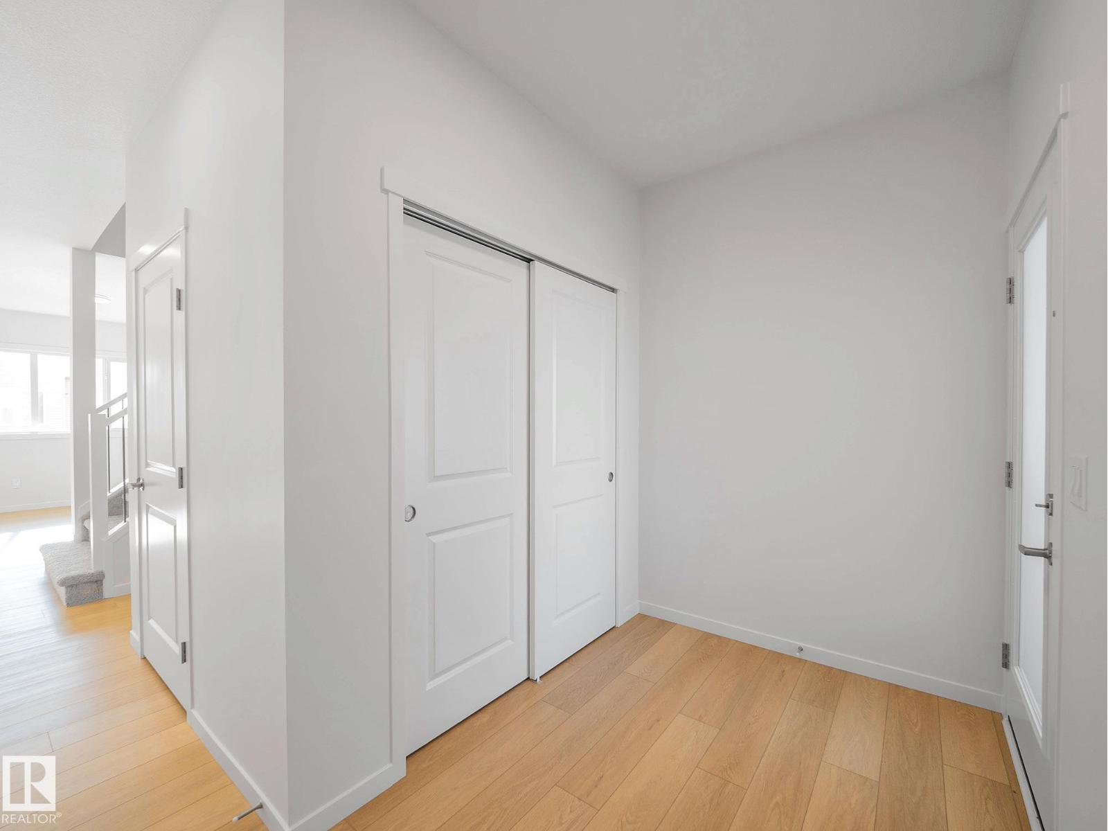2515 211 ST NW - 8