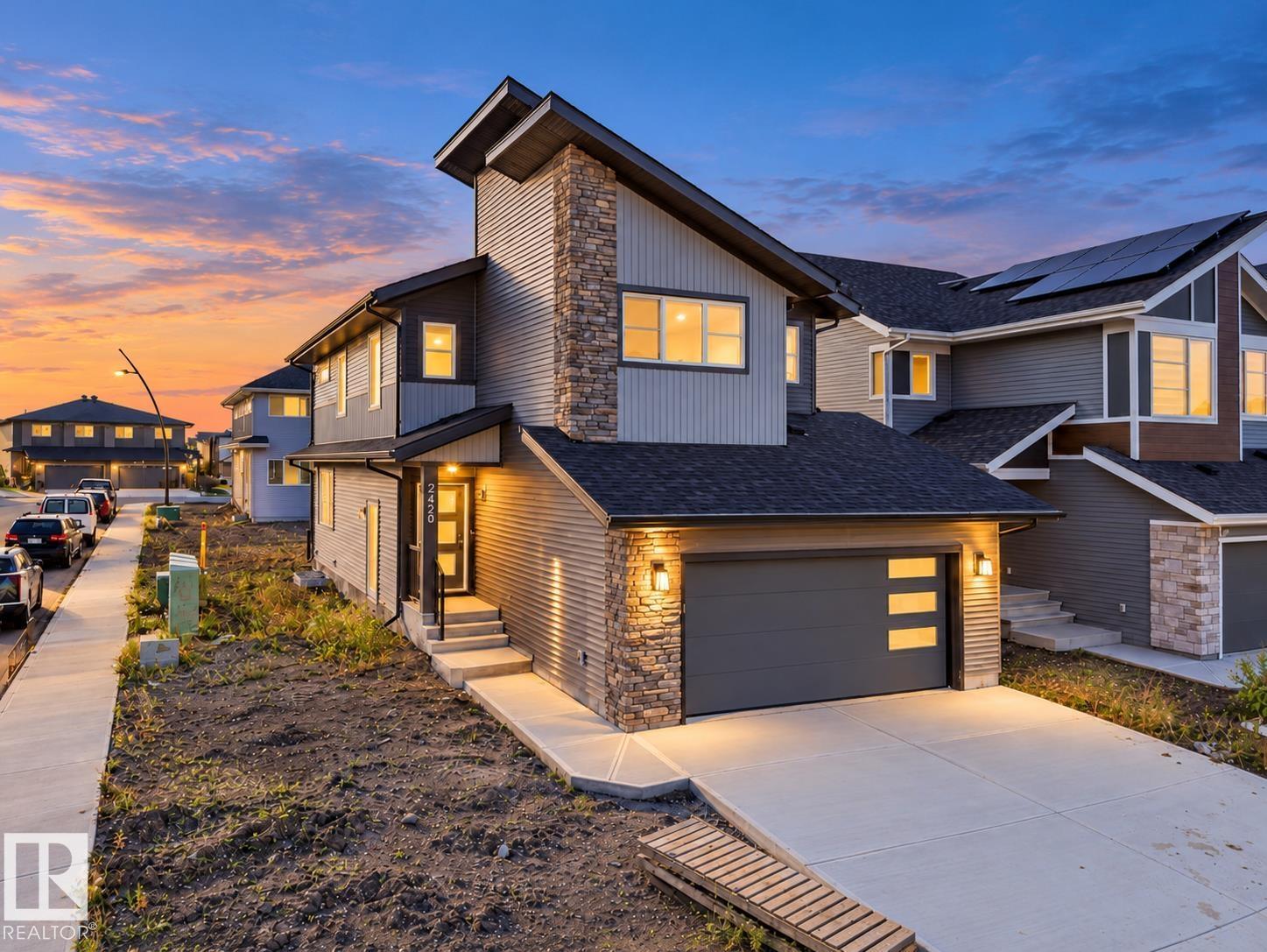 Photo of 2420 205 ST NW, Edmonton