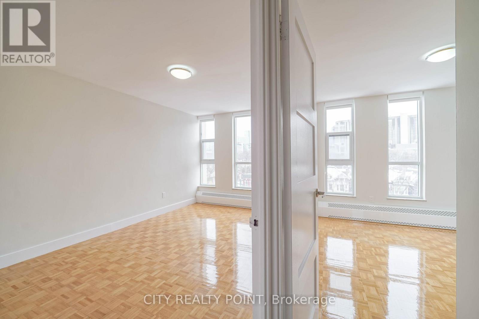 666 Spadina Avenue — photo 15
