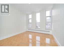 404 - 666 Spadina Avenue, Toronto, ON M5S2H8 Photo 11