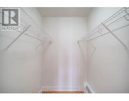 404 - 666 Spadina Avenue, Toronto, ON M5S2H8 Photo 14