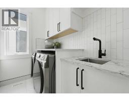 2004 51 Avenue SW - photo 34
