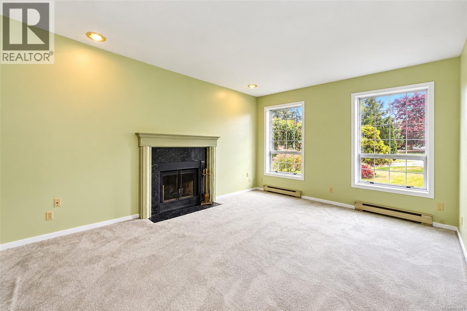 #17 6766 Central Saanich Rd - 33