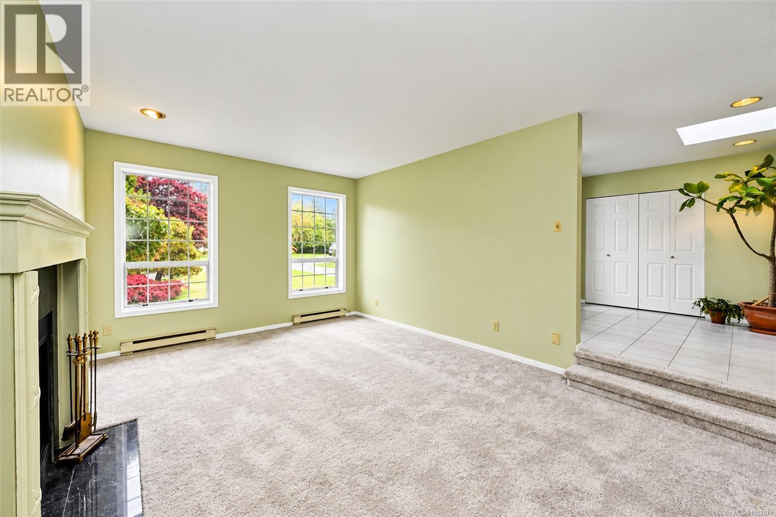 #17 6766 Central Saanich Rd - 34