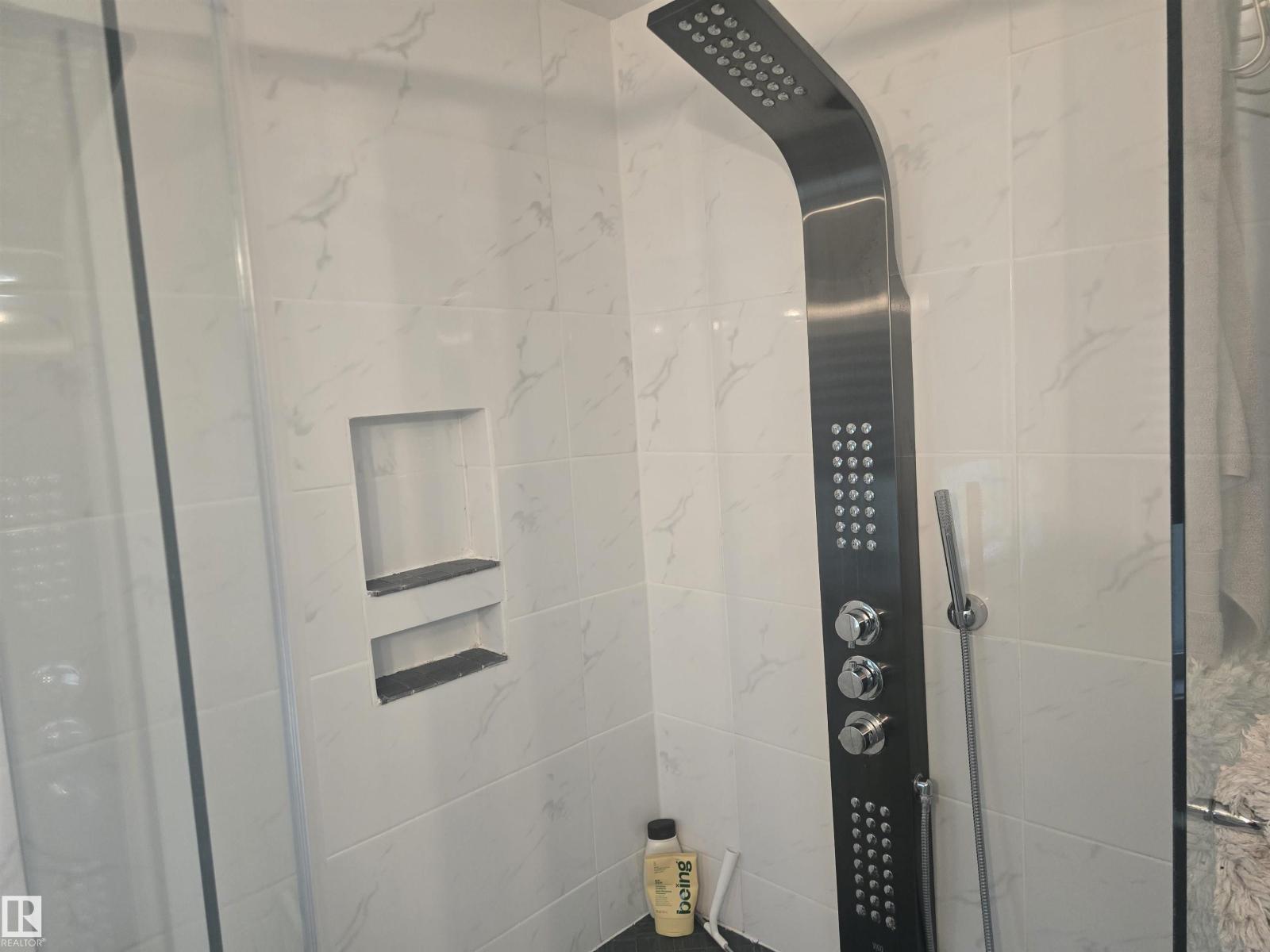 3659 30 ST NW - 16