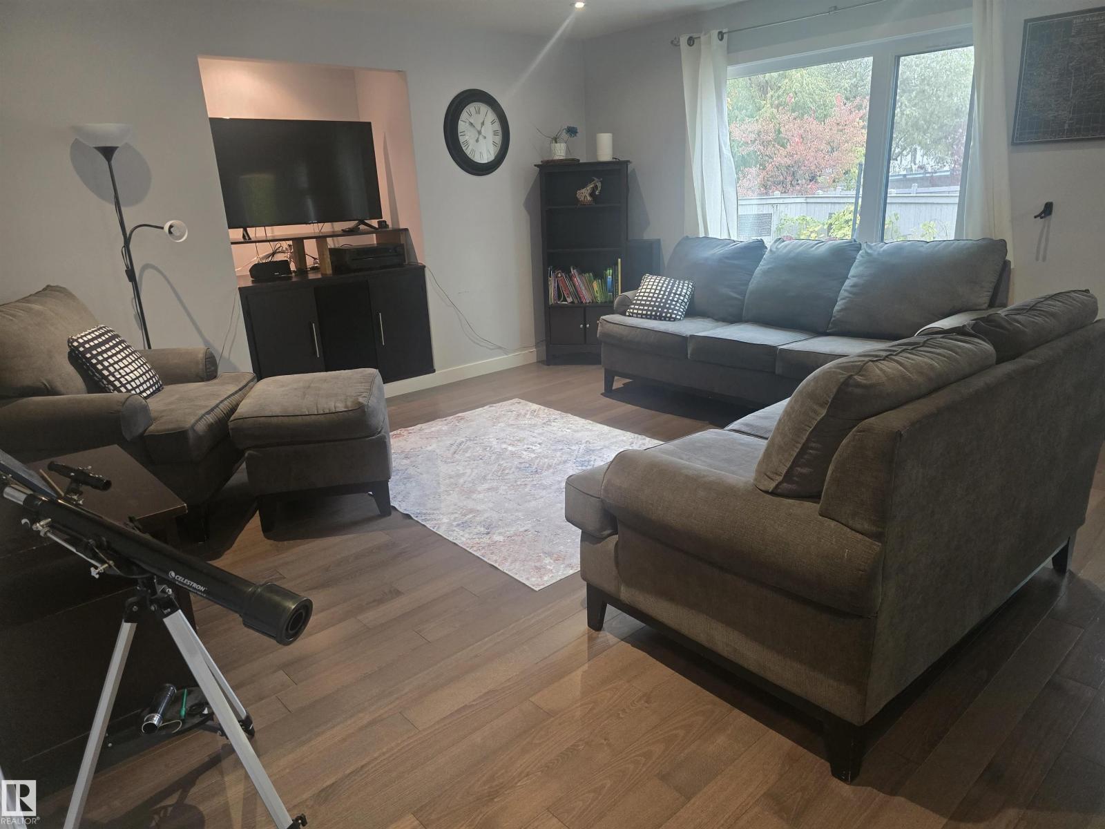 3659 30 ST NW - 5