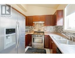 824 Khan Crescent, Mississauga, ON L5V2R2 Photo 13