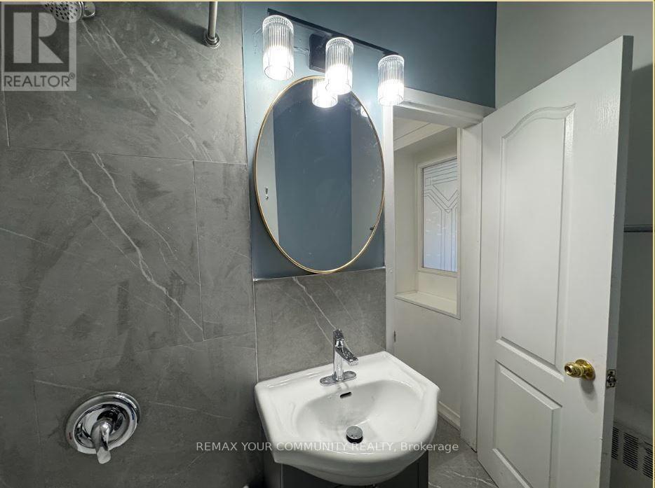 358 Main Street West — photo 14