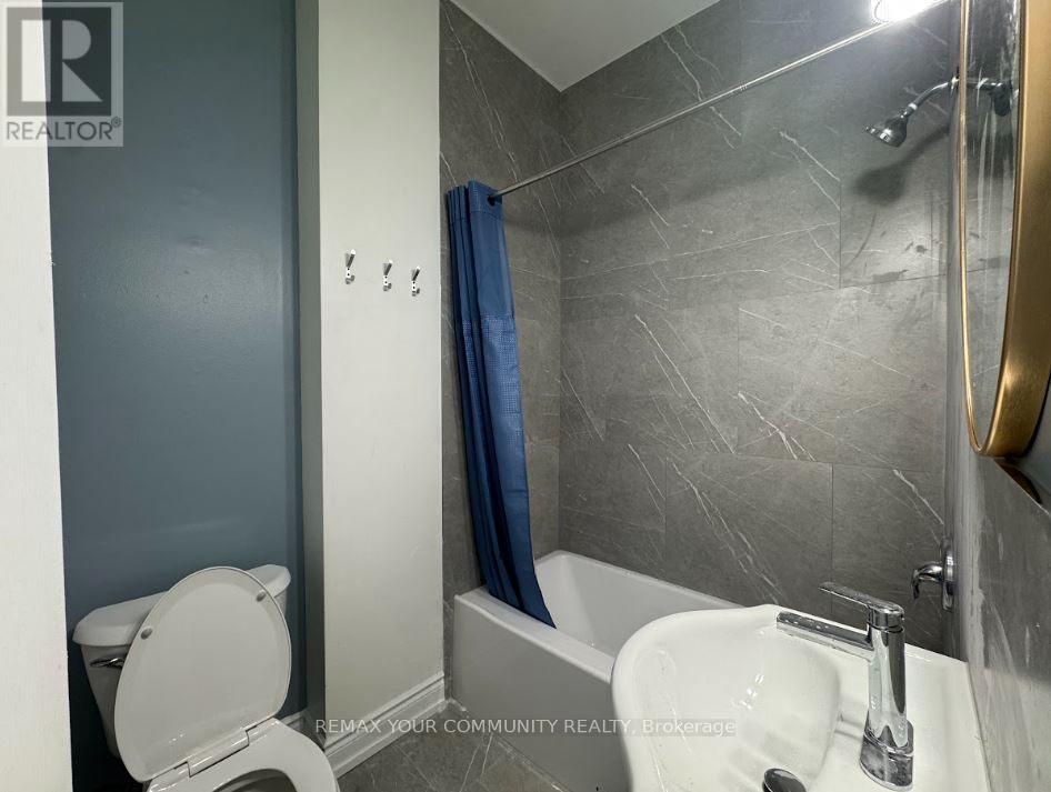 358 Main Street West — photo 13