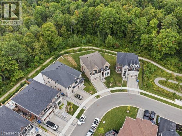 147 AMBROUS Crescent, Guelph — photo 2