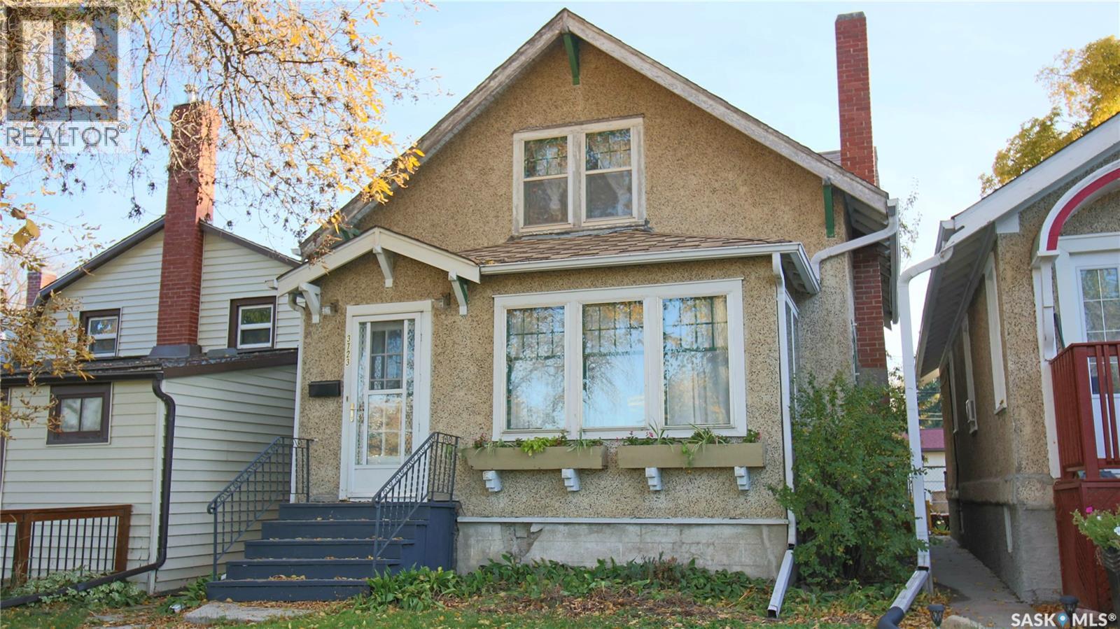 3723 Victoria AVENUE - 38