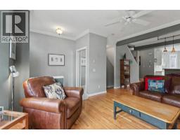46 Prestwick Gardens SE - photo 3