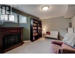 46 Prestwick Gardens SE - photo 23