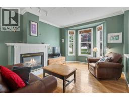 46 Prestwick Gardens SE - photo 1