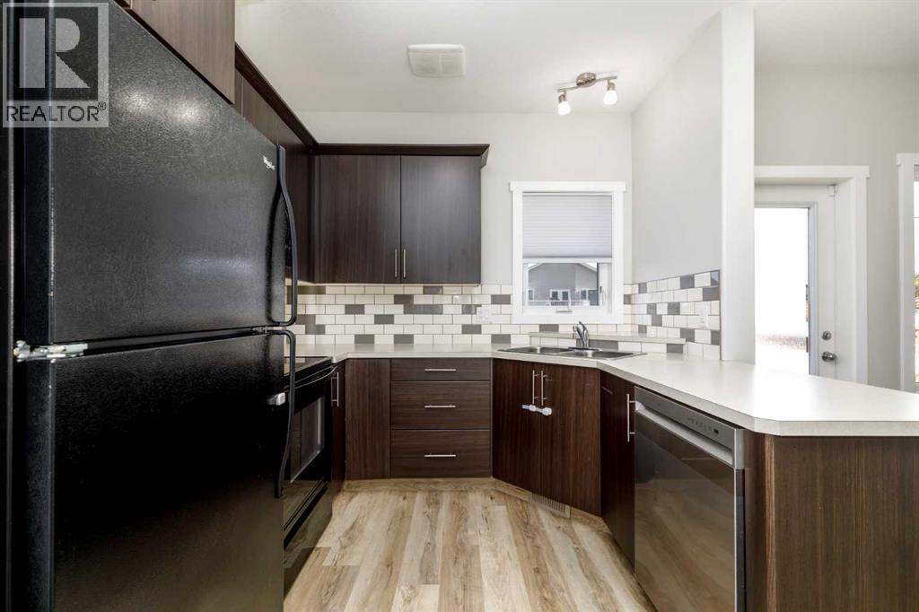 Listing photo – 8 Sullivan, Red Deer