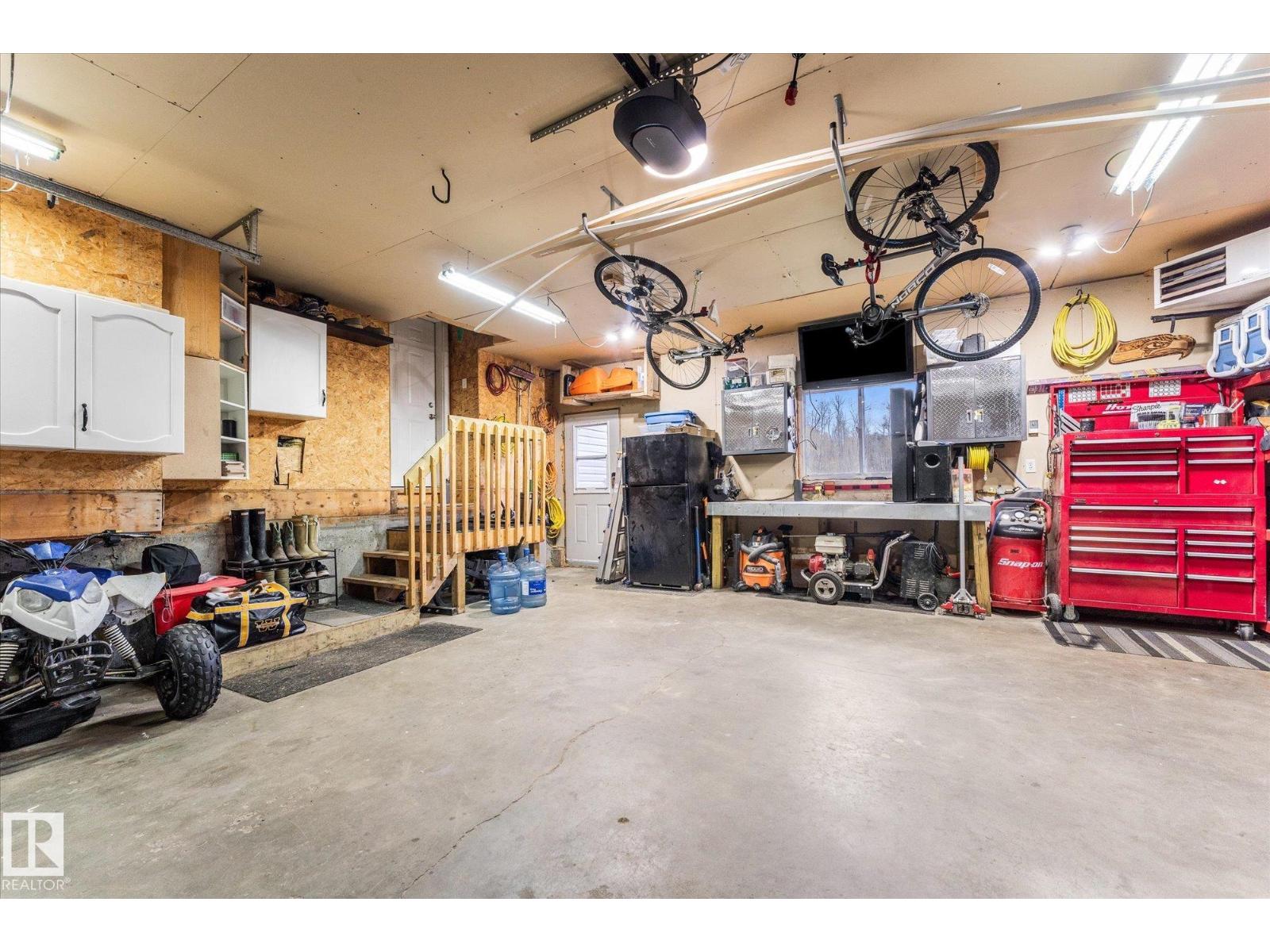 #25 21215 WYE RD - 43