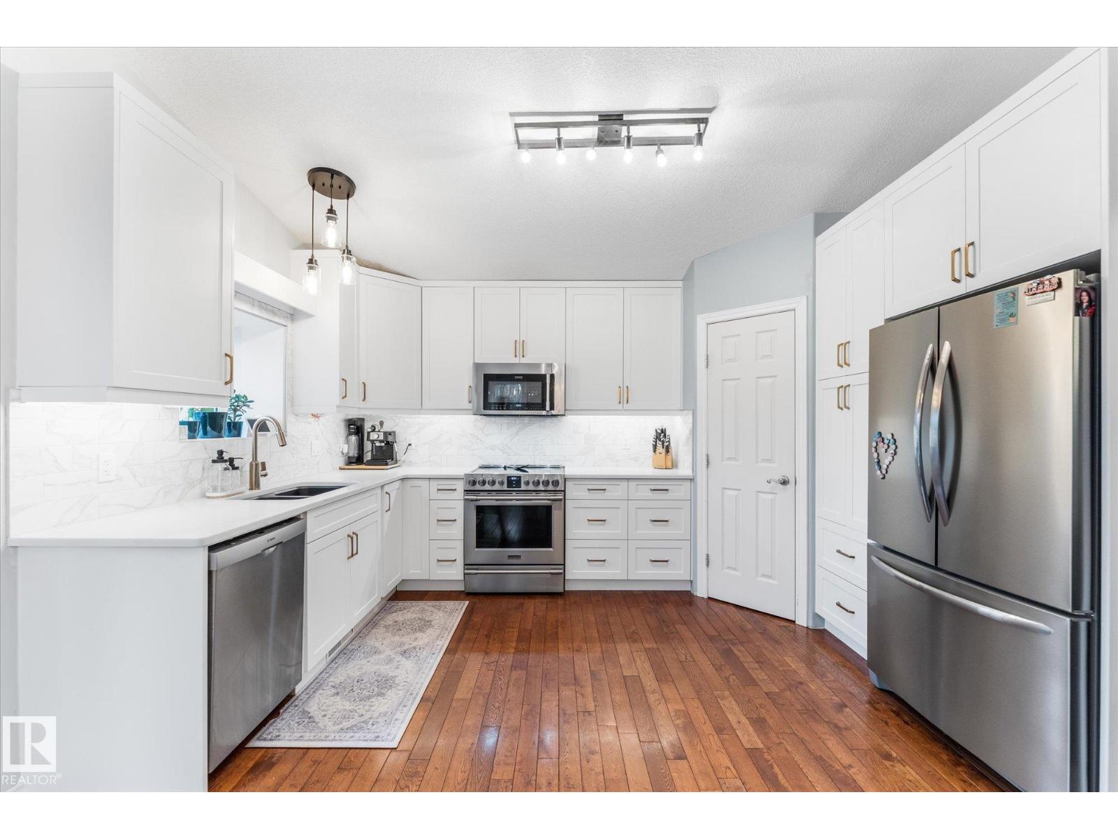#25 21215 WYE RD - 13