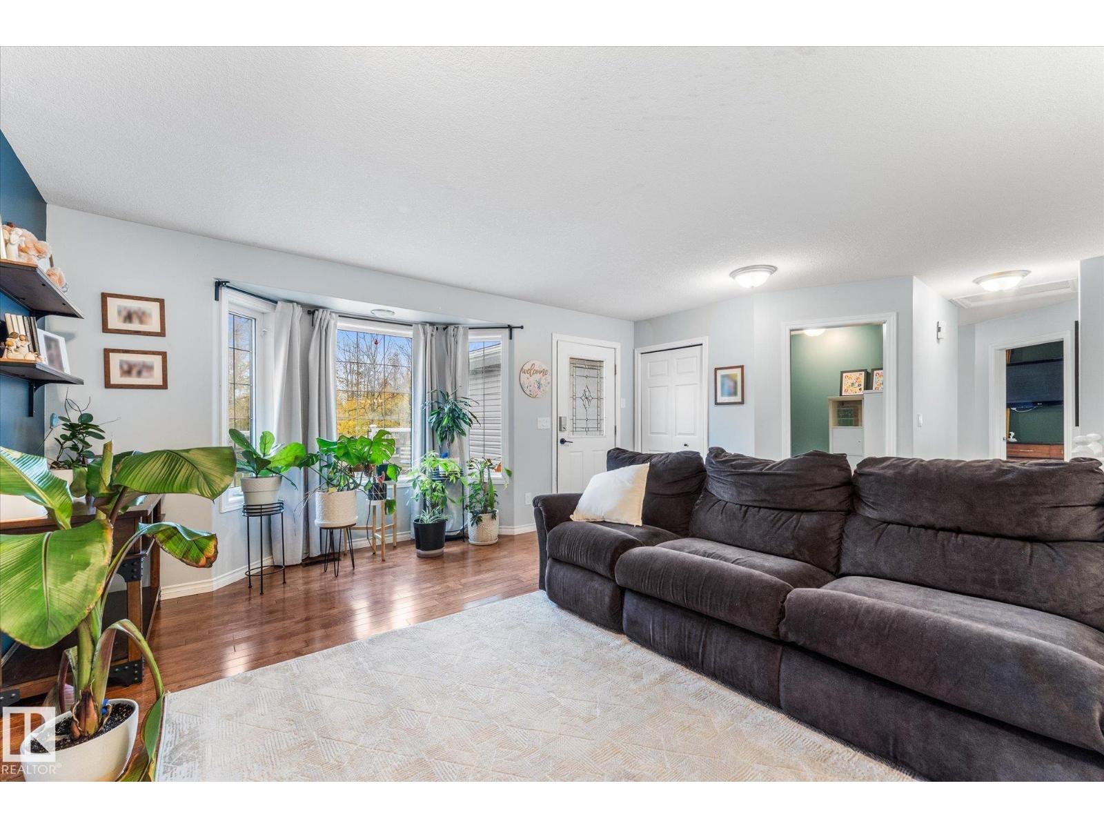 #25 21215 WYE RD - 11