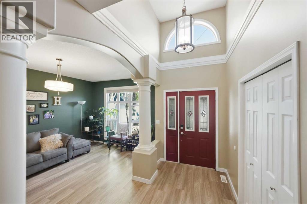 Listing photo – 8 Drever Close, Red Deer