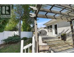 8 Drever Close, Red Deer, AB T4R2N6 Photo 33