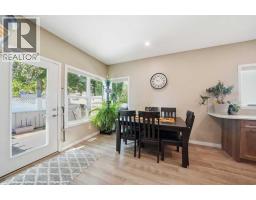 Family room - 8 Drever Close, Red Deer, AB T4R2N6 Photo 11