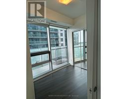 1104 - 12 York Street, Toronto, ON M5J2Z2 Photo 10