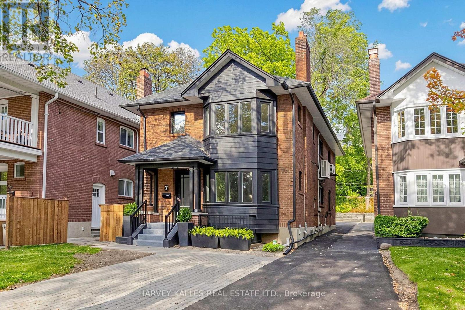 BSMT - 7 TULLIS DRIVE, Toronto (Mount Pleasant West) — photo 2