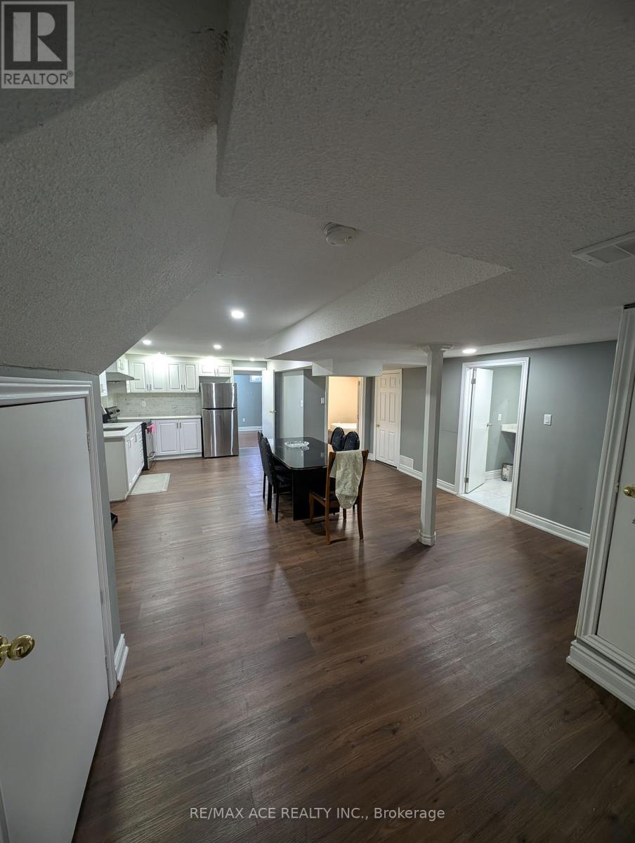 Photo of 10 May Apple Terrace