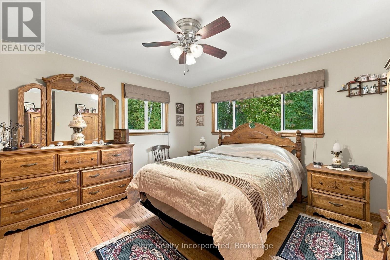 33696 Black'S Point Road — photo 23