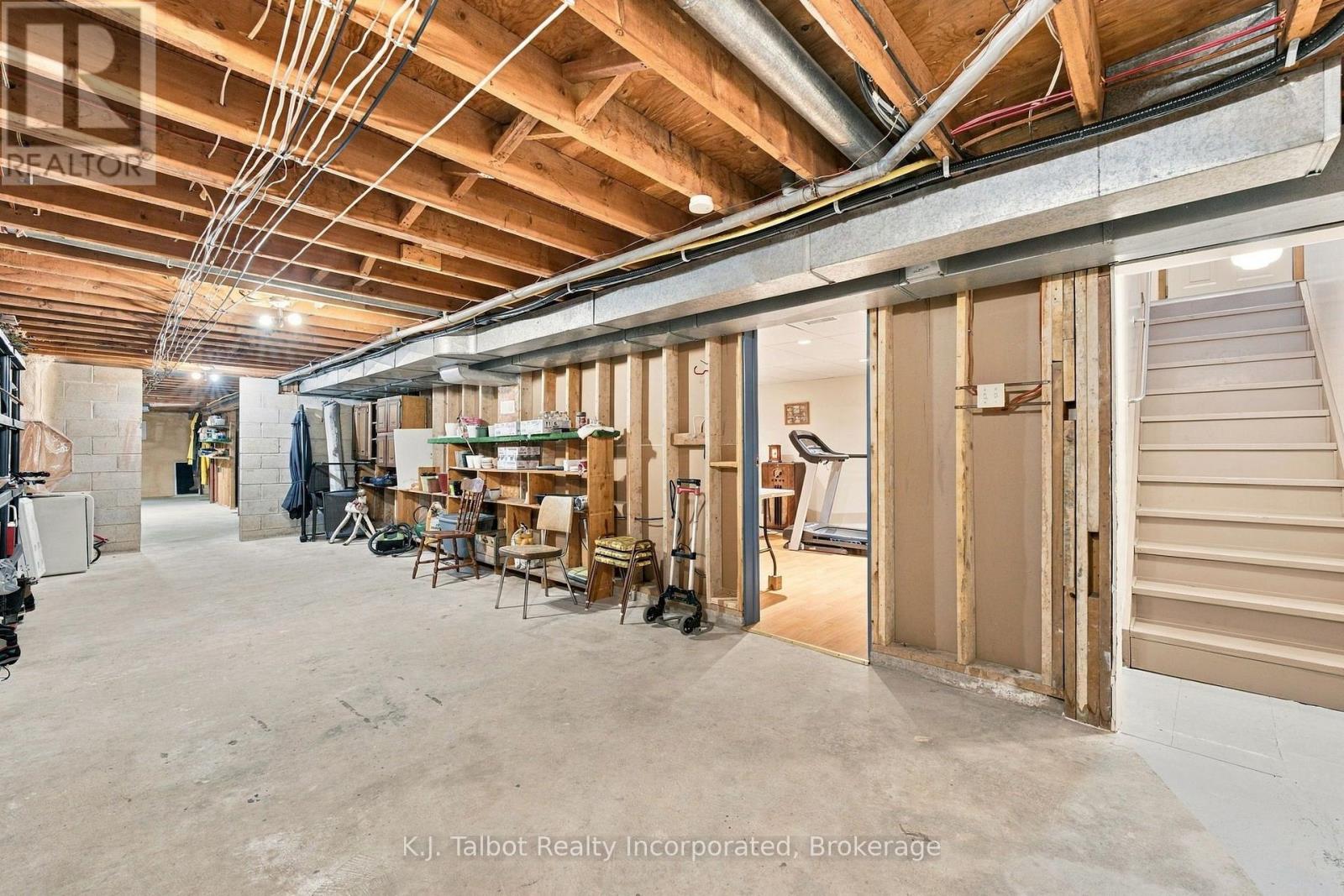 33696 Black'S Point Road — photo 29
