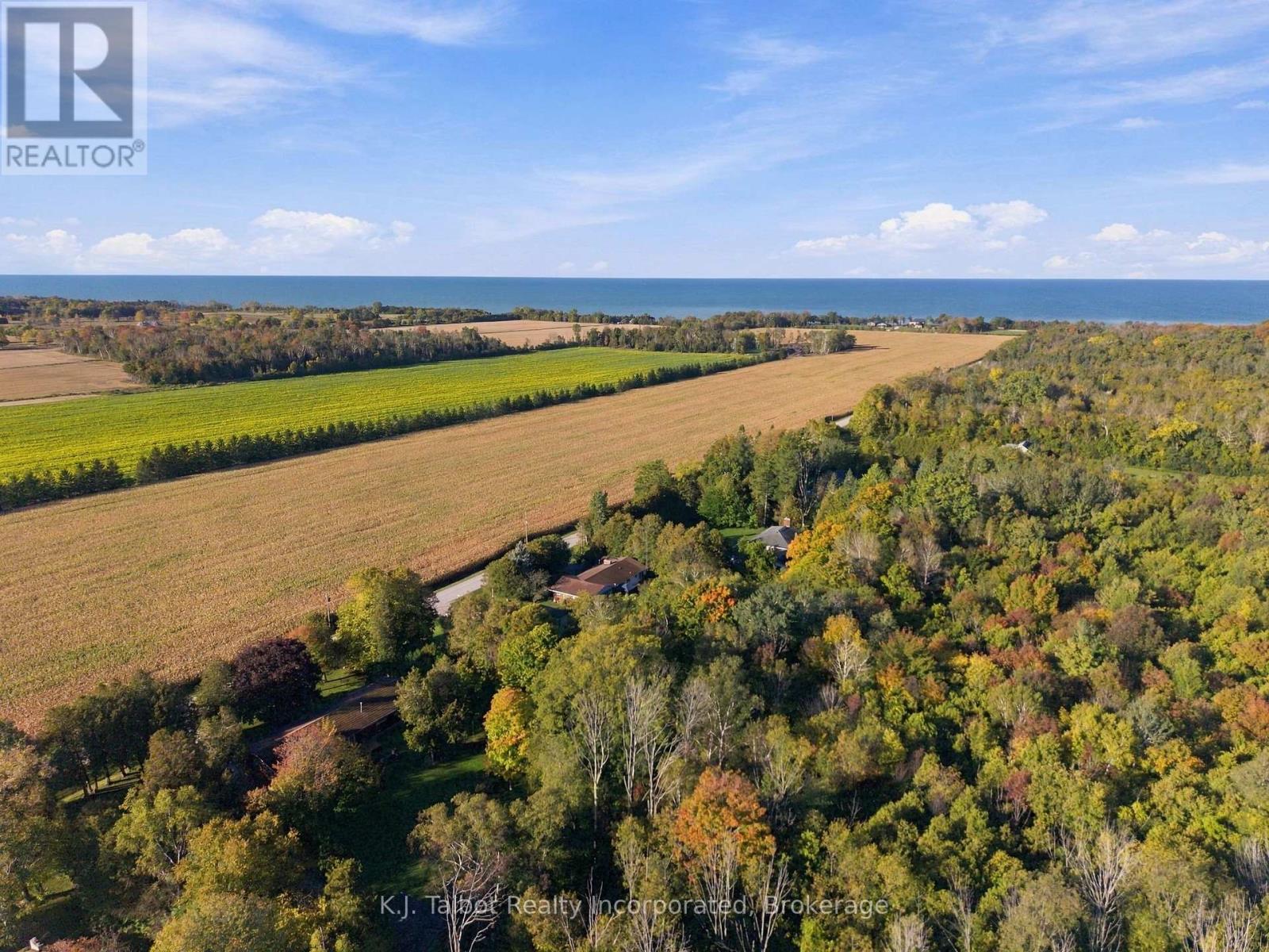 33696 Black'S Point Road — photo 38