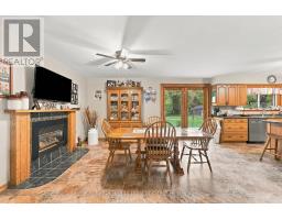 Foyer - 33696 Black's Point Road, Central Huron, ON N7A3X8 Photo 9