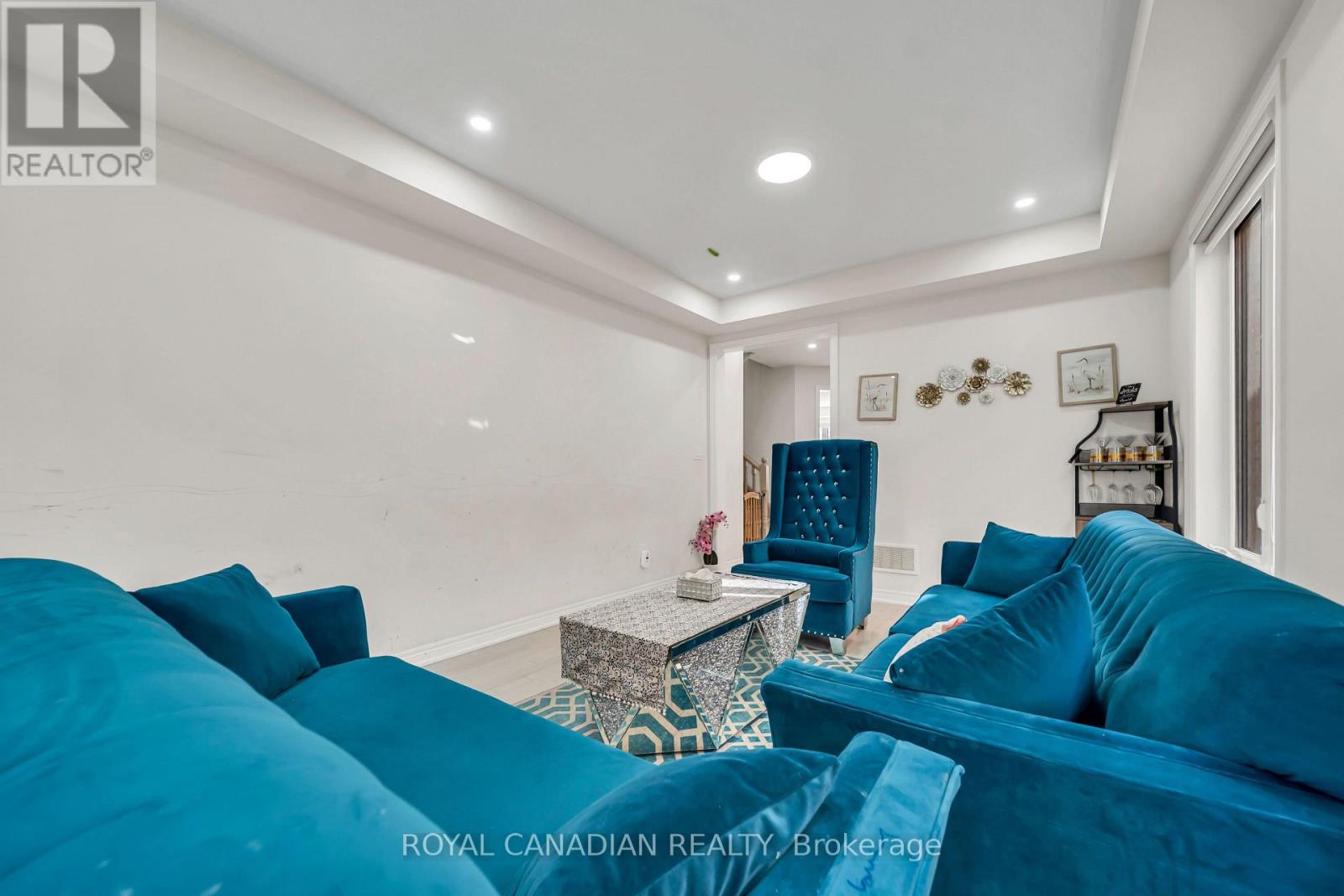 33 Bachelor Street, Brampton, ON photo 10