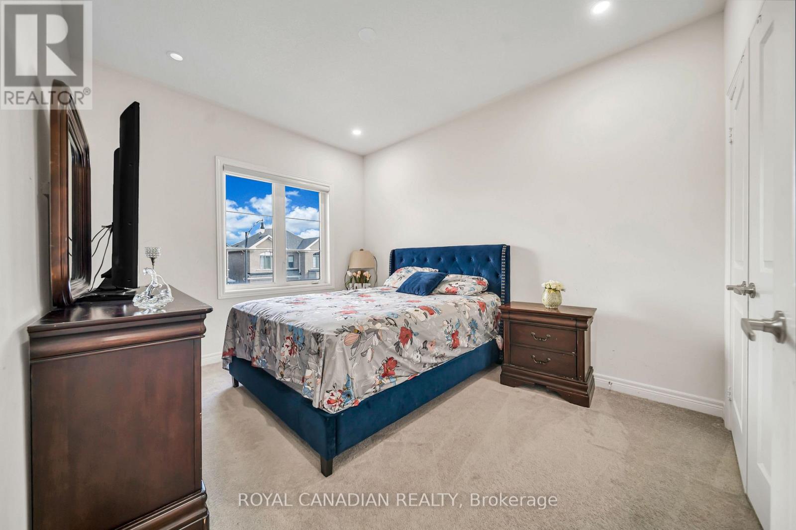 33 Bachelor Street, Brampton, ON photo 35
