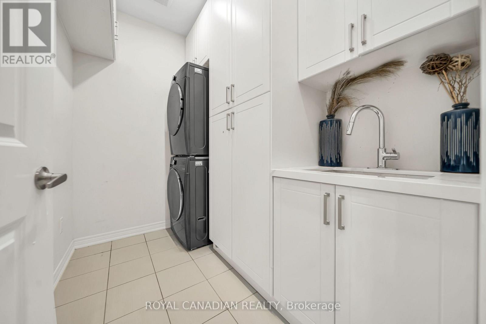 33 Bachelor Street, Brampton, ON photo 37